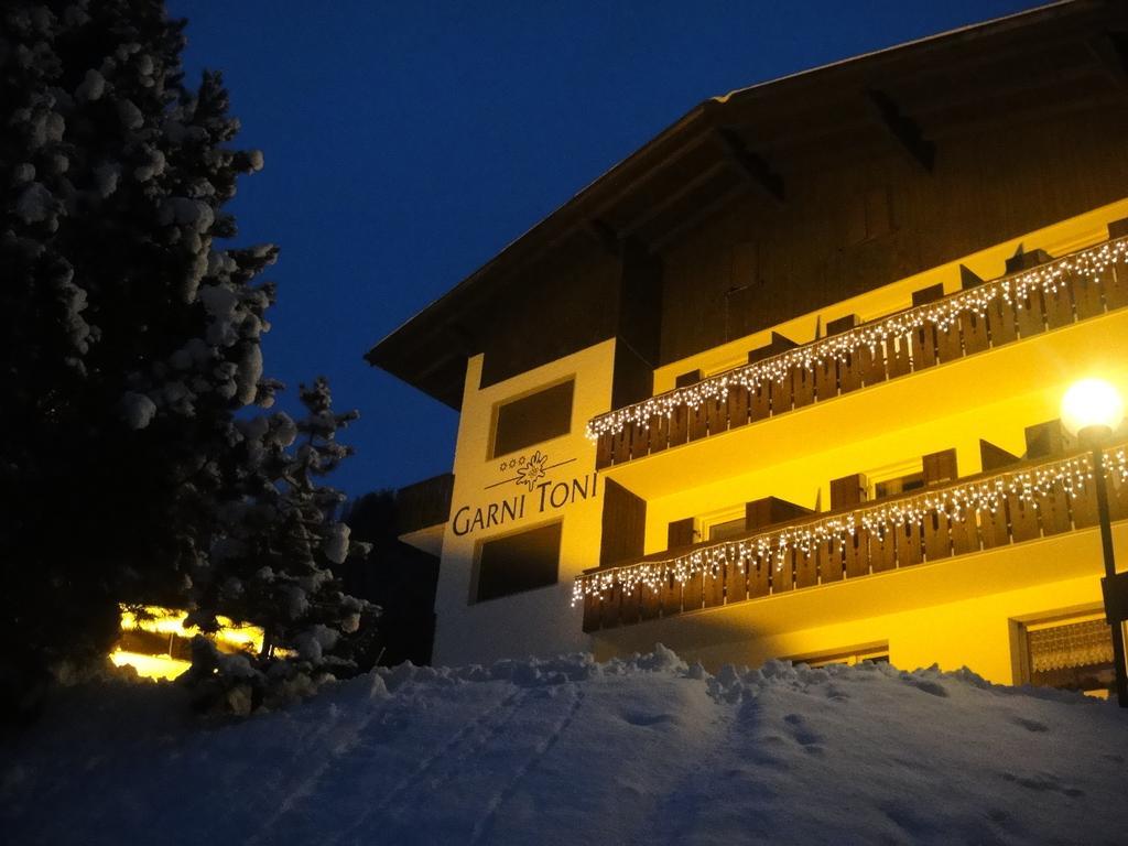 Hotel Garni Toni St. Ulrich in Gröden Exterior foto