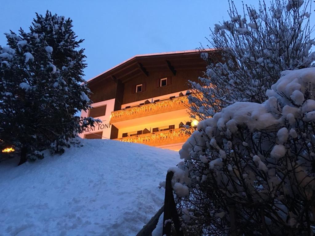 Hotel Garni Toni St. Ulrich in Gröden Exterior foto